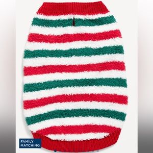 Cozy pet sweater 🎄